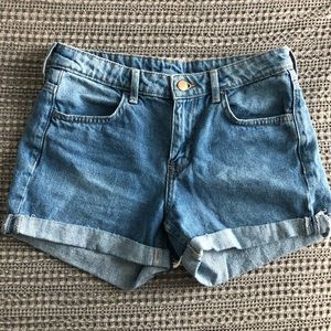 H&M shorts size 6